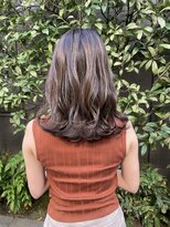 ナナシ(nanac)&nbsp;バレイヤージュグラデーション　エモベージュ