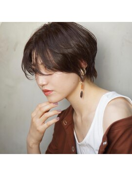 アトリエ フェム(atelier.fem) atelier.fem　くびれショートスタイル