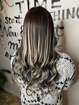ヘアーデザインルアナ(Hair design Luana.) エクステ ハイライト