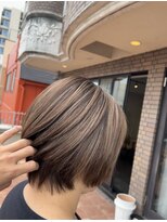 レヴィ 神楽坂(Levi)&nbsp;白髪ぼかしハイライト