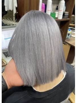 ラフ(LAFF) 【青みパープルでクールに魅せる】※ブリーチ2回以上必須