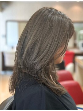 ヘアークリアー 春日部 ミセス おしゃれな大人のウルフスタイル グレージュカラー