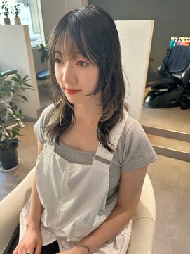 アム(amu) インナーカラー/イヤリングカラー/ハッシュカット/小顔カット