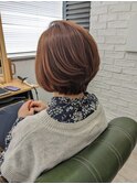 白髪を染めながら色味を楽しみたいピンクベージュ×ショートボブ