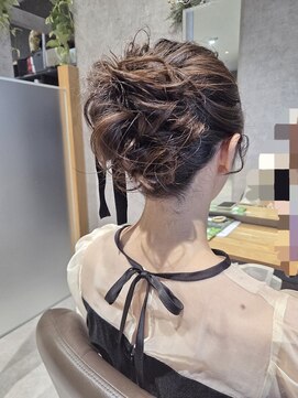 【海浜幕張 Ripple】18mmベロアリボン×ふんわりアップ