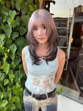 マーシュアンメゾン(Marsh un maison) ハッシュカット×ルーツカラー｜大人モードデザイン