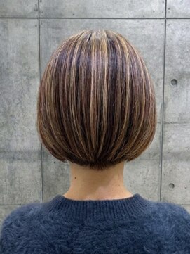 リトマス 二子玉川(litmus) シャギーカット/二子玉川/脱白髪染め/グレイカラー/艶髪/60代