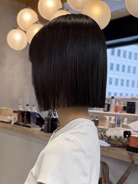 ロンドアジュール 横浜(Lond azur) くびれレイヤー/オリーブベージュ/顔周り/シースルー/横浜