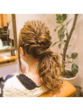 キックアス(KICK ASS) ヘアアレンジ