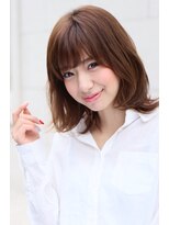 ロエナ(ROENA) ハッシュカットフルバングレッドブラウン似合わせカット前髪