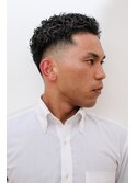 スキンフェードビジネスハードパーマ