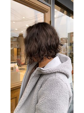 クルニエ(crenier) crenierで作るウェーヴィなボブ○