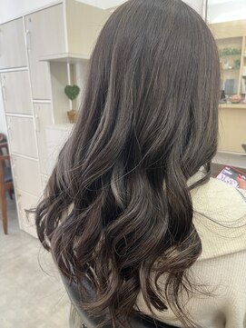 ソウハギワラ 新中野(SO-hagiwara) 【ミディアムレイヤー小顔ハイライト】