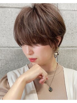 髪質改善と縮毛矯正の専門店 サンティエ(scintiller) 大人綺麗な小顔襟足スッキリショートボブ 30代40代50代