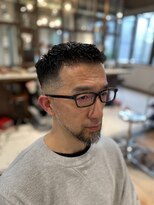 リバレッジ 広尾(Leverage)&nbsp;大人海外メンズヘアミリタリーアーミースキンフェードカット