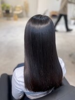 エミュスト(Emuest)&nbsp;手触り最高な髪質改善