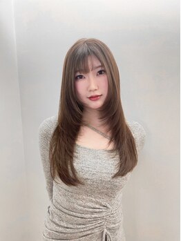 ファム 立町店(femme)の写真/伸ばしかけのミディアムヘアもお任せ！人気の“レイヤーカット”で創る今っぽさと抜け感を体感してみて☆