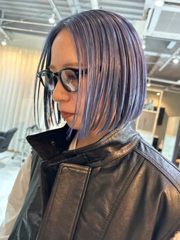 シロ(Shiro)の写真/《熊谷駅徒歩3分》こだわりの薬剤で髪に優しく、艶感をプラス♪ダメージレスで透明感のある仕上がりに！