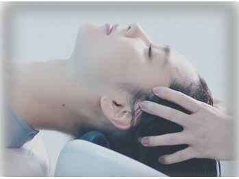 フェリーチェ(Felice)の写真/日頃の疲れを癒したい方に◎頭皮環境を整え、髪のダメージを補修☆髪の内部から潤いを与えて美艶をキープ！