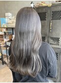 透明感アイスグレージュくすみニュアンスカラーゆるふわロング