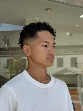 タイドヘアー 高槻2号店(TIDE HAIR) フェードスパイラルパーマ