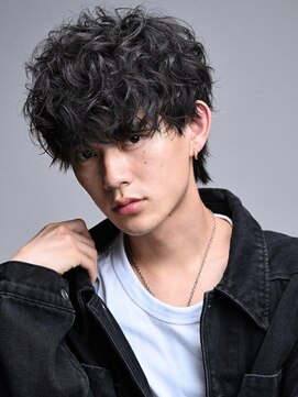 リップス 横浜(LIPPS) 波巻きスペインカール