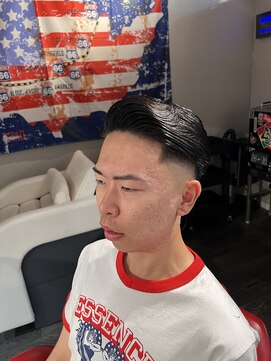 サンアンドマーリィズバーバー 駅前店(SON&MARLEY'S BAR BER) シチサン　七三　スキンフェード　本厚木駅　神奈川県