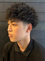 ディスイズバーバーフォース(THIS IS BARBER 4th)&nbsp;ツイストスパイラルパーマ 強めパーマ ツーブロックマッシュ