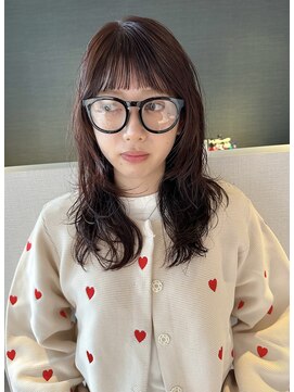 アム(amu) ハッシュカット/レイヤーカット/ロングパーマ/ウルフパーマ