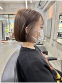 インナーカラー/ホワイティベージュ/酸性ストレート/ボブ/新宿