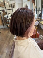 ロウスリー(Lowsly)&nbsp;顔まわりインナーカラーボブ　ピンク　３０代４０代50代