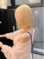 ステア メゾン(stir maison) 夏に映えるミルキーブロンドボブ