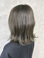 ヘアーメイク リボーン ムーヴ(hair make re:bbon move) グリーンハイライト