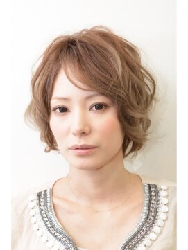 小顔カットと毛先パーマで女子力upのショートヘア L アンテナヘアー Antenna Hair のヘア カタログ ホットペッパービューティー