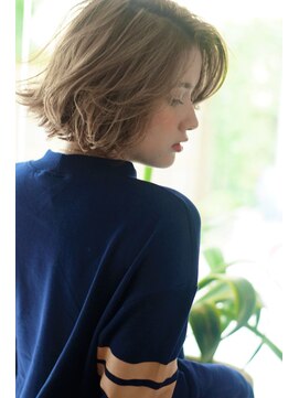 リマ(RIMA) 【RIMA】 外国人風☆透明感Ash beige×柔らかBob