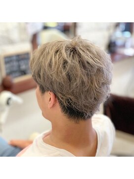 ステアー バイ ボス(Stair by boss) ホワイトマッシュショート