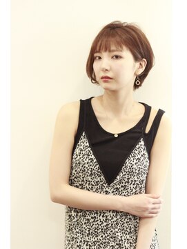 ウタ 【ｕｔａ　西村】　大人ショート×ナチュラルハイライト☆