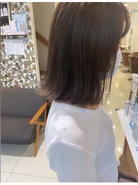 ネオリーブアイム 横浜西口店(Neolive aim) 切りっぱなしボブ