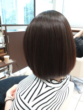 エムコーゾーヘアー(M KOZO hair) 肩上平行ボブ