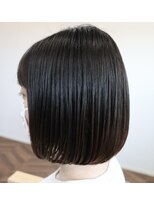 ウィスカーヘアー(whisker hair)&nbsp;内巻きボブ