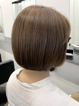 ココ 本八幡(KOKO) ★デザインカラー/レイヤーカット/ウェットヘアオリーブベージュ