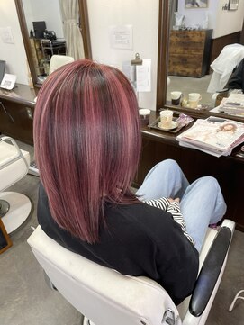 ムーブ(Moob) 太めハイライト・ローライトでメリハリなカラーデザイン【別府】