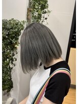 リグ 横浜(Lig.)&nbsp;ダークアッシュ/グレージュ/ケアブリーチ/ダブルカラー/ボブ