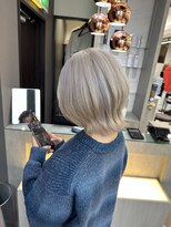 ジルバイジゼル(JILL by GiseL)&nbsp;ボブウルフホワイトベージュ