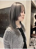 バレイヤージュロングレイヤーウルフ姫カットグレージュ/中西