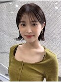 切りっぱなしボブチェリーブラウンミニウルフ前髪縮毛矯正表参道