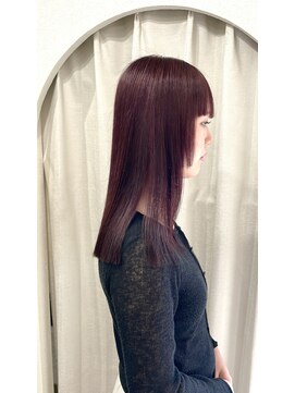 イチエ(icie) ストレート×ワインレッドカラー