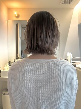 テクネ 天神大名(techne) 天神大名顔周りレイヤーカットミディアムボブタッセルボブパーマ