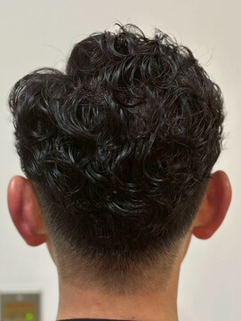 アポロカットステージ 相模大野店 アップバング/ツーブロック/パーマ<理容室>[メンズ/相模大野]