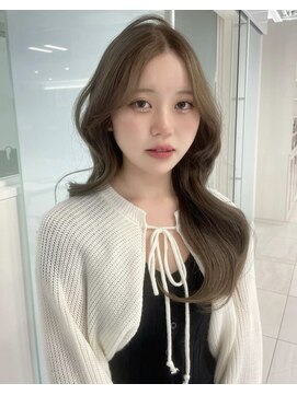 ボタン ハカタ(VOTAN hakata) 福岡美容室/レイヤーカット×オリーブベージュ